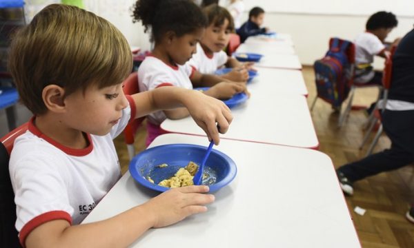 Estados receberão R$ 394,4 milhões para alimentação escolar