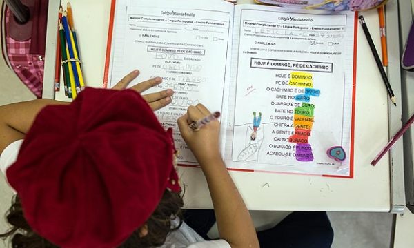 Governo Temer desiste de antecipar alfabetização do 3º para o 2º ano