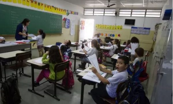 Pelo segundo ano, o Brasil não cumprirá as metas da educação.