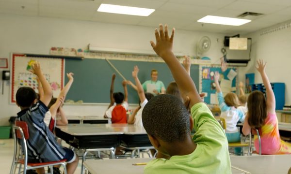 Censo Escolar 2023 evidencia problemas na educação básica